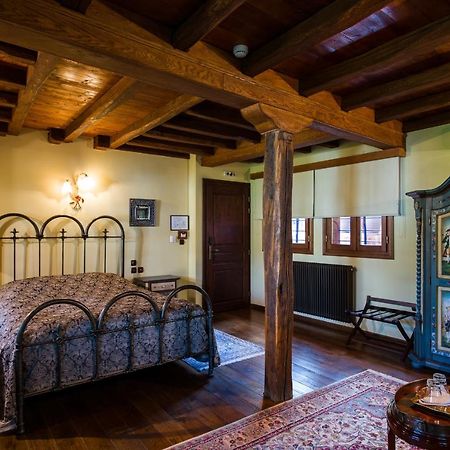 Boutique Hotel Kokkino Spiti Karaferye Dış mekan fotoğraf
