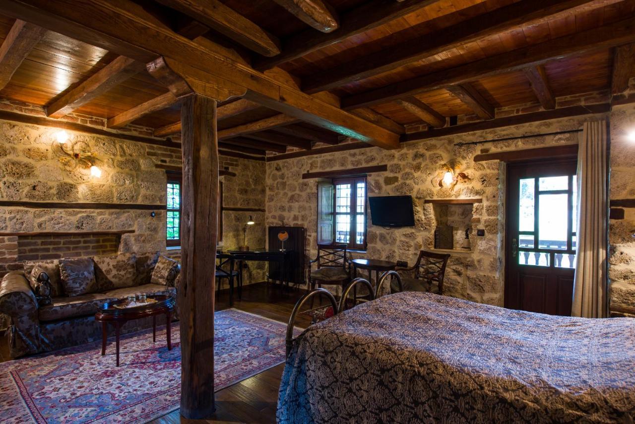 Boutique Hotel Kokkino Spiti Karaferye Dış mekan fotoğraf